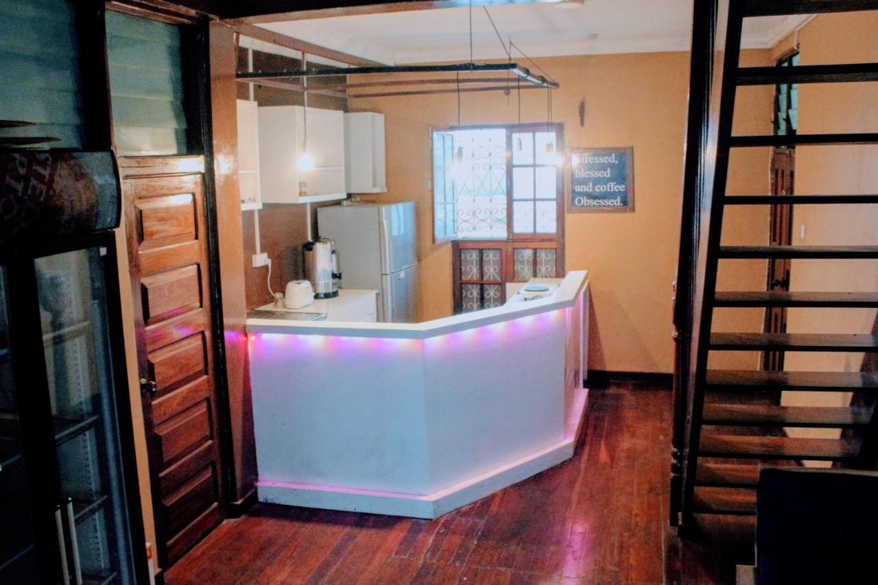 Cubic Hostel *